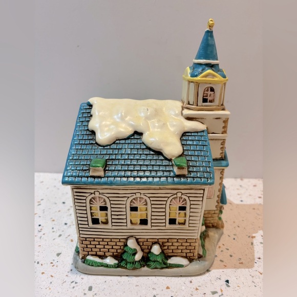 Vintage Colonial Village by Lefton Designed by Byron Wood‎ Church Village Decor - Picture 5 of 13